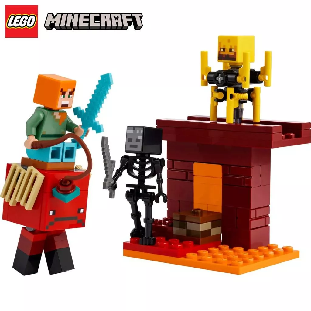 Criança brincando com LEGO Minecraft