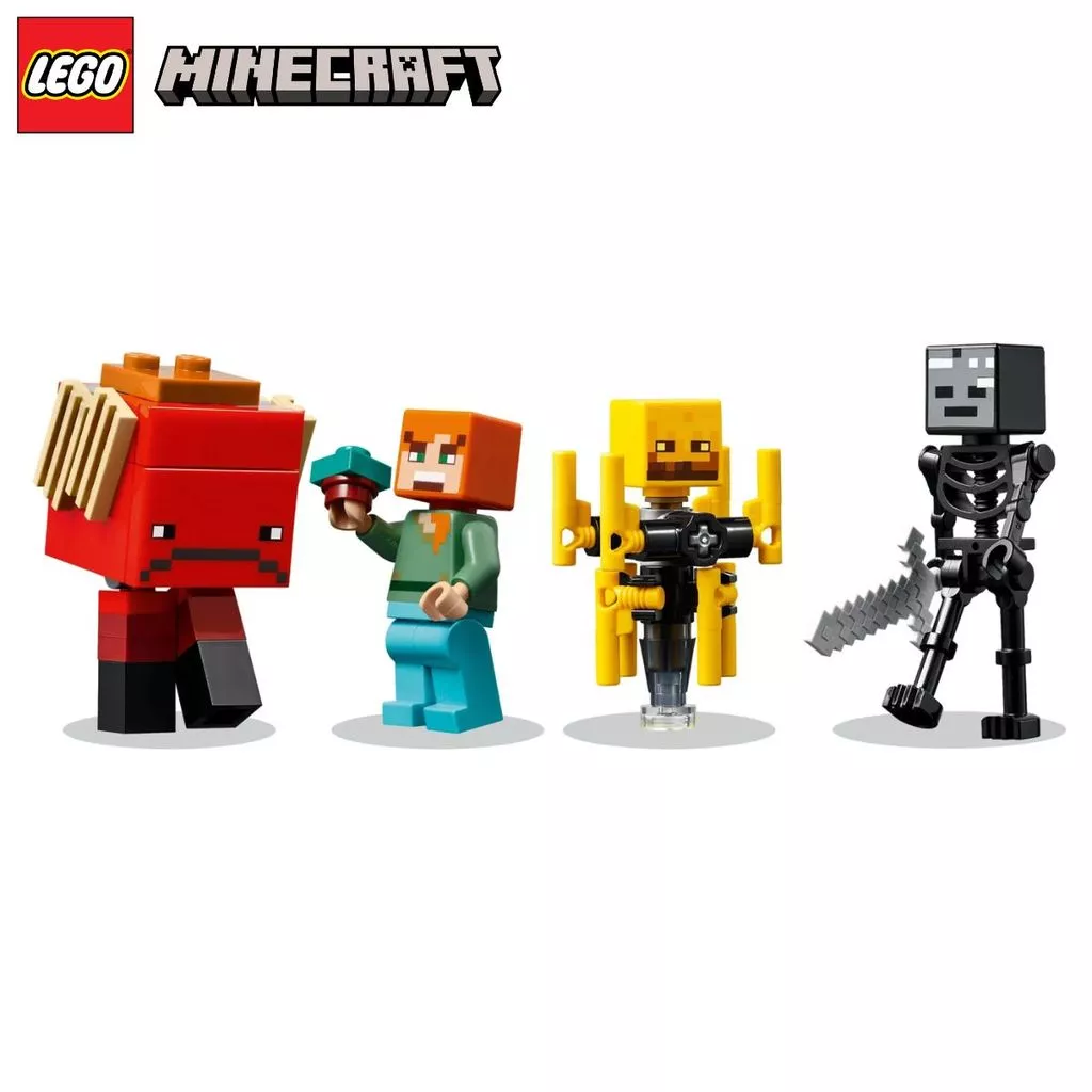 Criança brincando com LEGO Minecraft