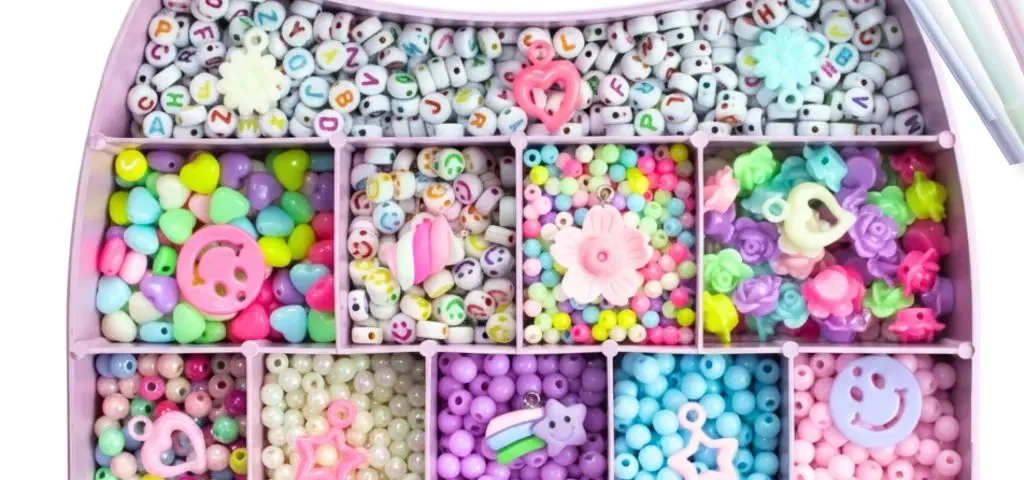 Kit de miçangas infantil para atividades criativas
