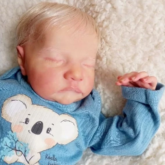 Bebê reborn menino Levi de 50 cm com enxoval